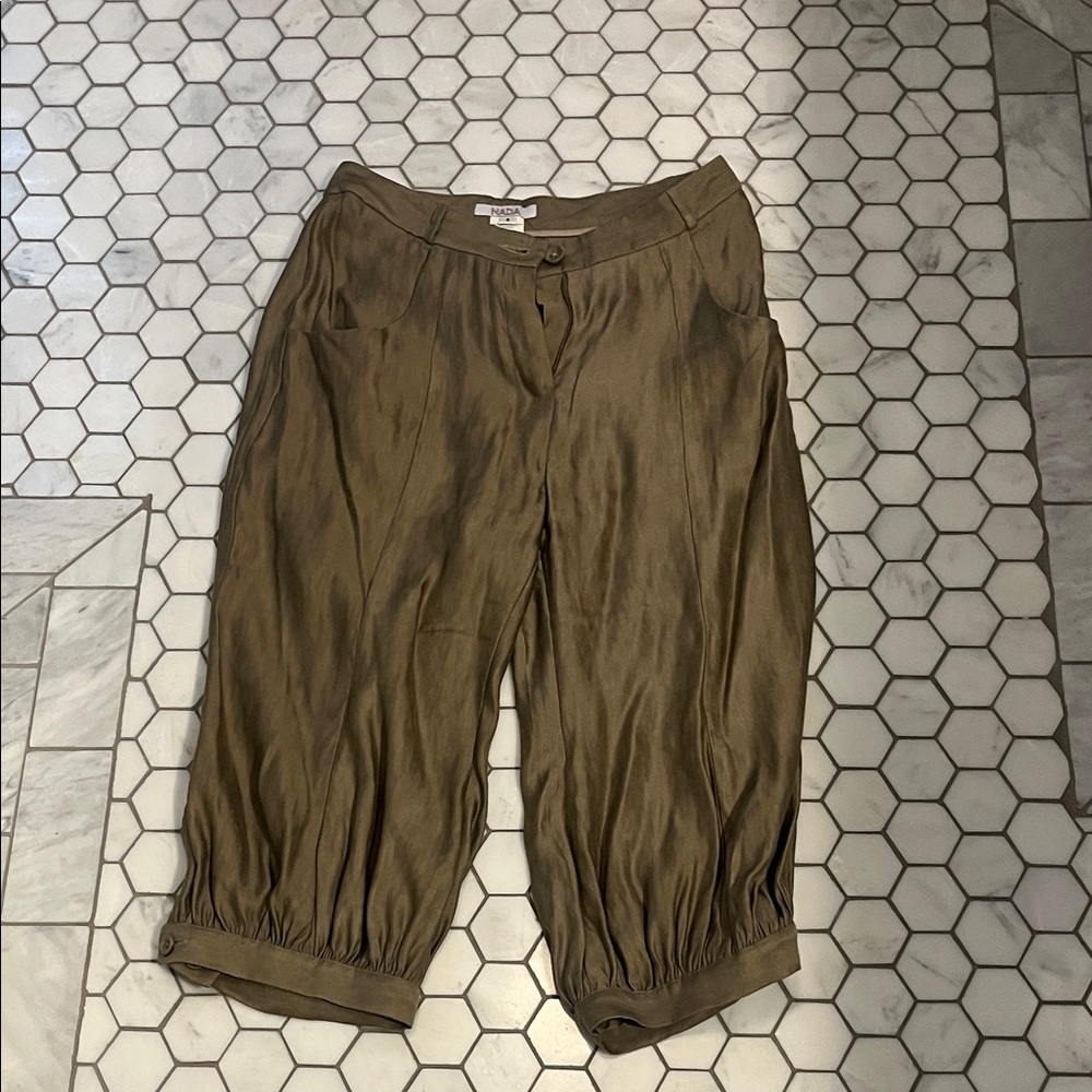 Nada vintage linen blend capri pants